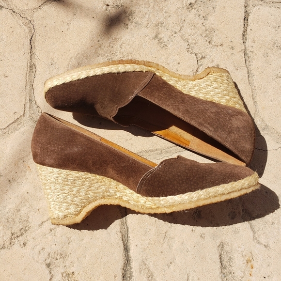 Town & Country Wedge Espadrilles Tan Leather New 8.5 Narrow - Picture 5 of 11
